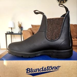 Blundstones, Women's 9.5